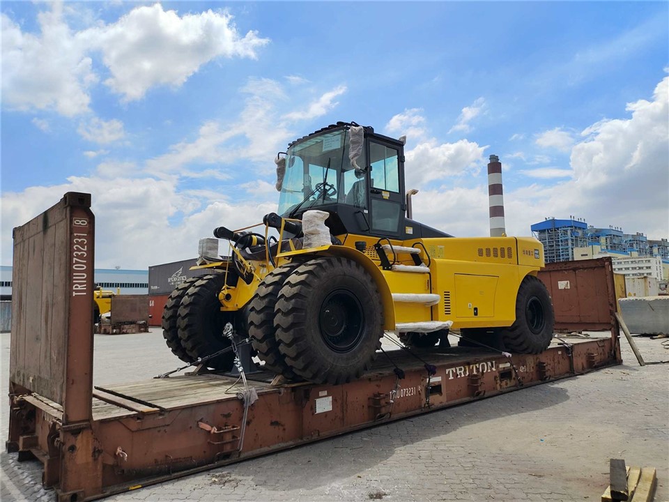 SOCMA 37 Ton Forklift HNF370-1250-B suppliers